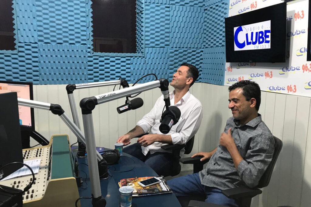 Ednei Procópio em entrevista na Rádio Clube 96.3 FM
