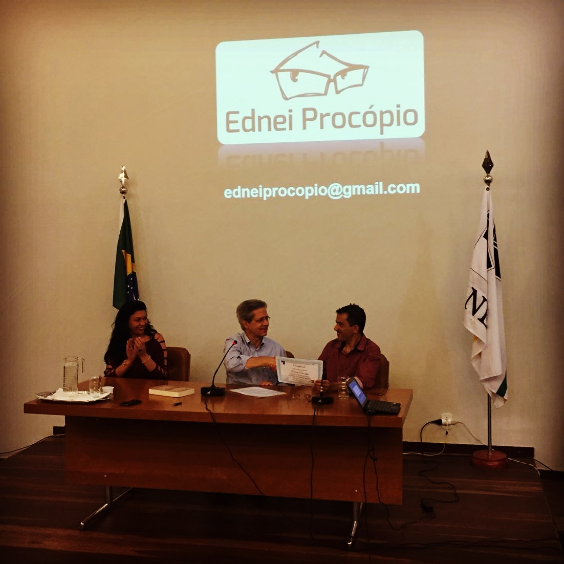 O Livro na Era Digital - Ednei Procópio