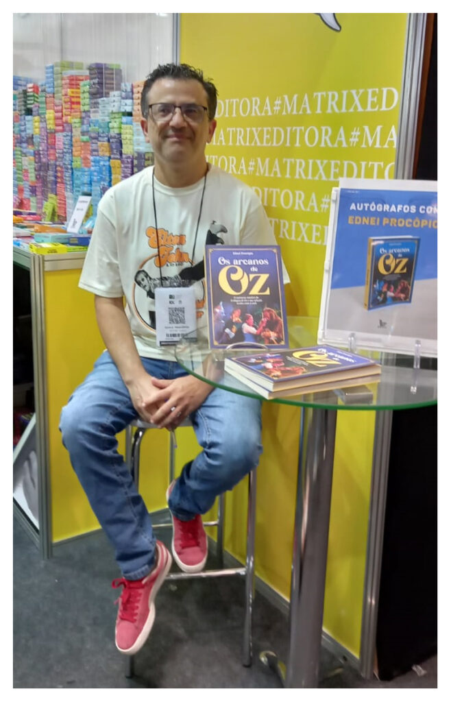 Lançamento do Livro Os Arcanos de Oz na Bienal do Livro 2024