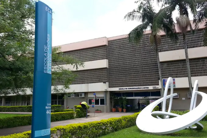 Escola de Comunicações e Artes (ECA) da Universidade de São Paulo (USP) Escola de Comunicações e Artes (ECA) da Universidade de São Paulo (USP)